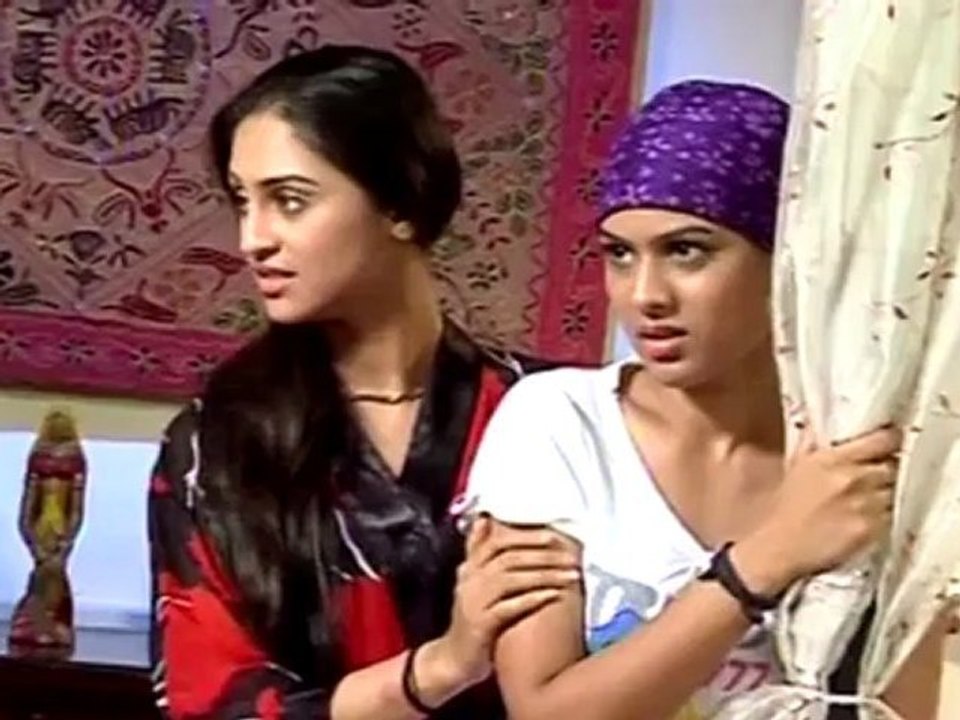 NEW CHALLENGE for Gopi Bahu in Saath Nibhana Saathiya 16th July 2012
