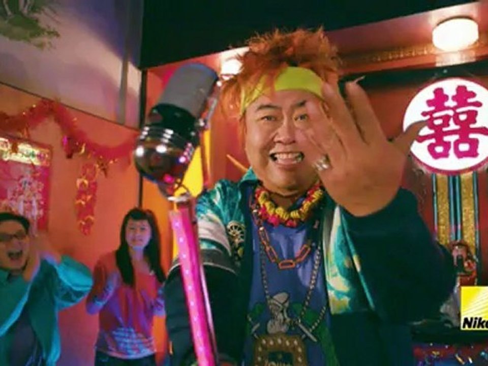 Nikon S9300 TV Commercial