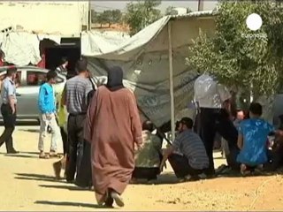 Refugees stream out of Syria as violence escalates
