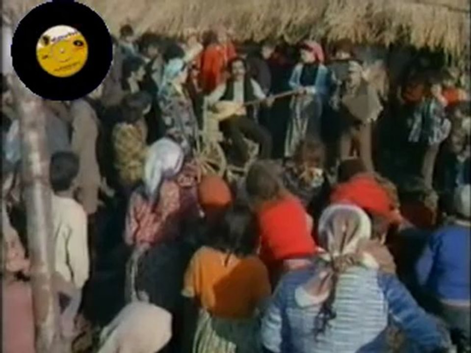 www.hasretimyare.com[mesut]Hakki Bulut - Ben Köylüyüm (1975) - YouTube