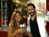 Paola Pedroza backstage con José Ron