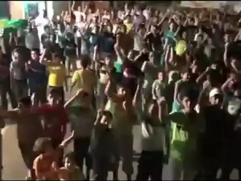 Syria فري برس حماة المحتلة كفرزيتا أول أيام رمضان والهتاف بقديش بعتو سوريا 20 7 2012 Hama