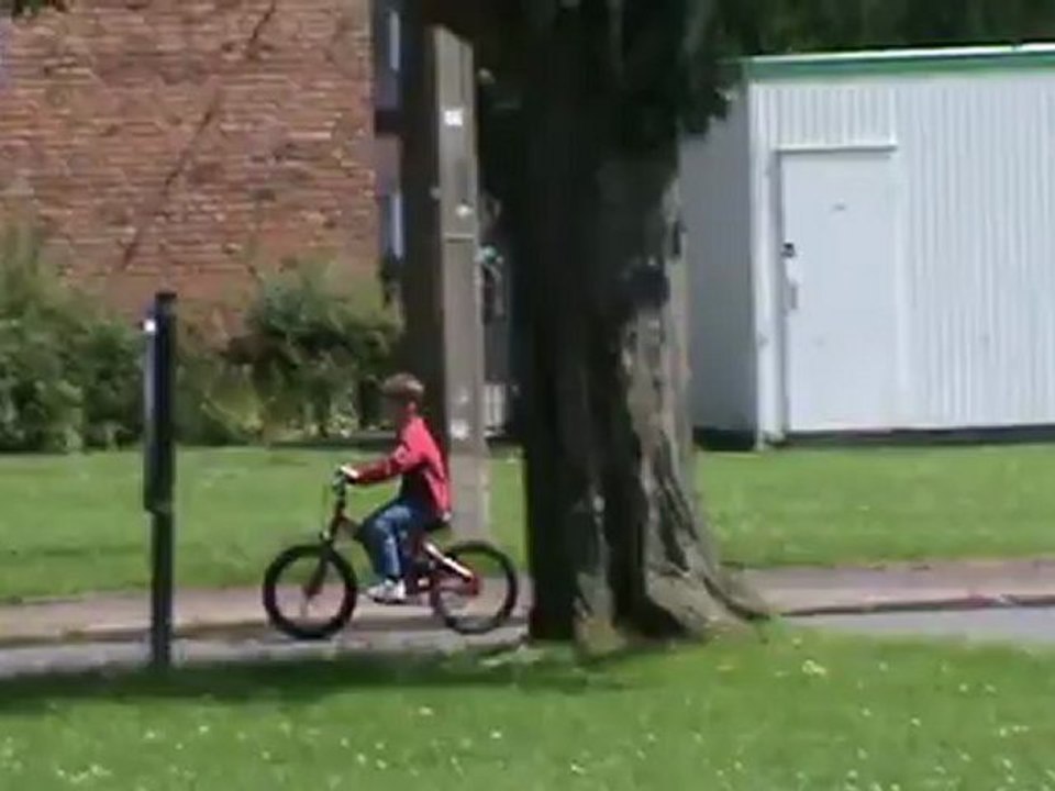 dodo en velo et a 2 roue