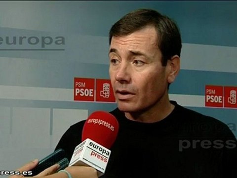 Gómez: El PP recorta en derechos y libertades