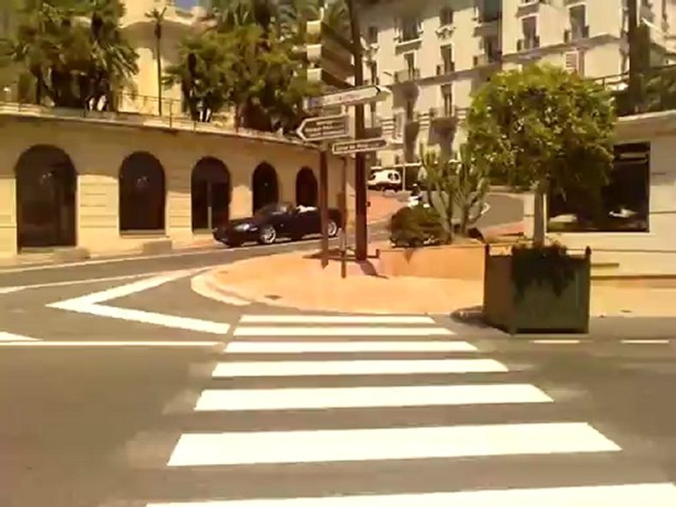 Lincoln navigator+jaguar xk8 in monaco 2012