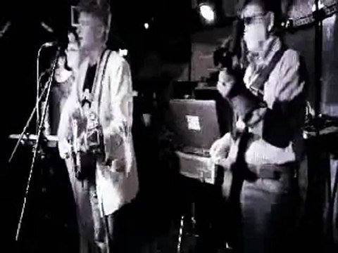 X RAY POP KLUB PARIS JUIN 2012 joue LOUCHE