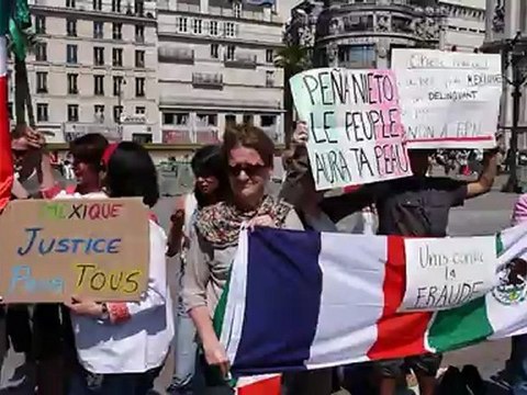 MANIFESTATION INTERNATIONALE ANTIFRAUDE AU MEXIQUE dimanche 22 juillet Parvis de l'Hôtel de ville Paris France.