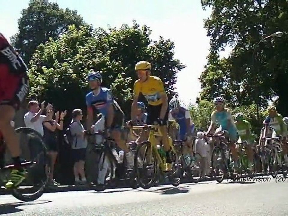Passage du peloton du "Tour de France 2012" (Dernière Etape)