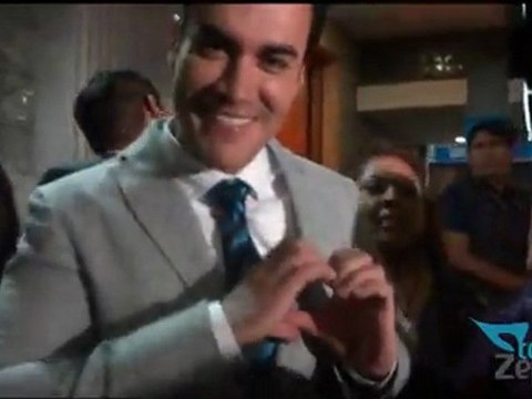 David Zepeda @davidzepeda1 envía saludos a su #TeamZepeda