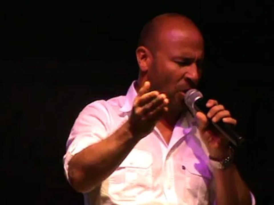 Yarım Sevgili & Acım mı Geçmedi Alıştım Sadece-Kahraman Tazeoğlu / Temâşâ-i Ramazan-Bursa/2012