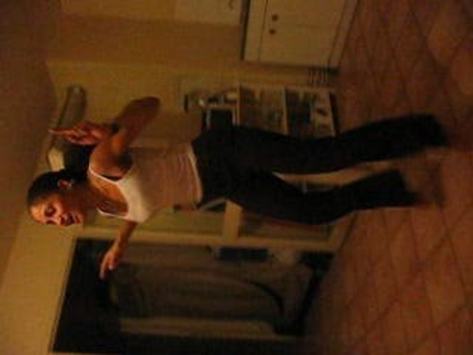 "petit caniche" par Alex