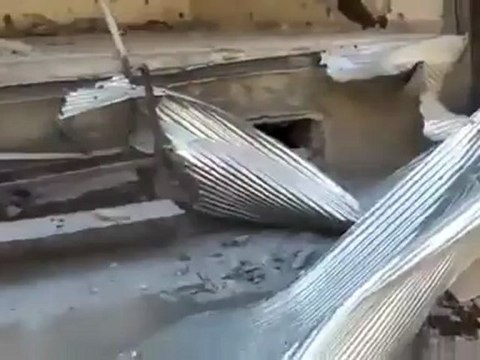Syria فري برس ديرالزور الحميدية تدمير المحلات بالقذائف 22 7 2012 Deirezzor