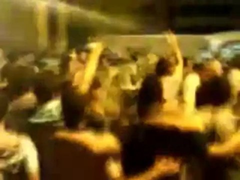 Syria فري برس حلب مظاهرة في حي الفرقان الراقي ويلعن روحك ياحافظ 22 7 2012 Aleppo