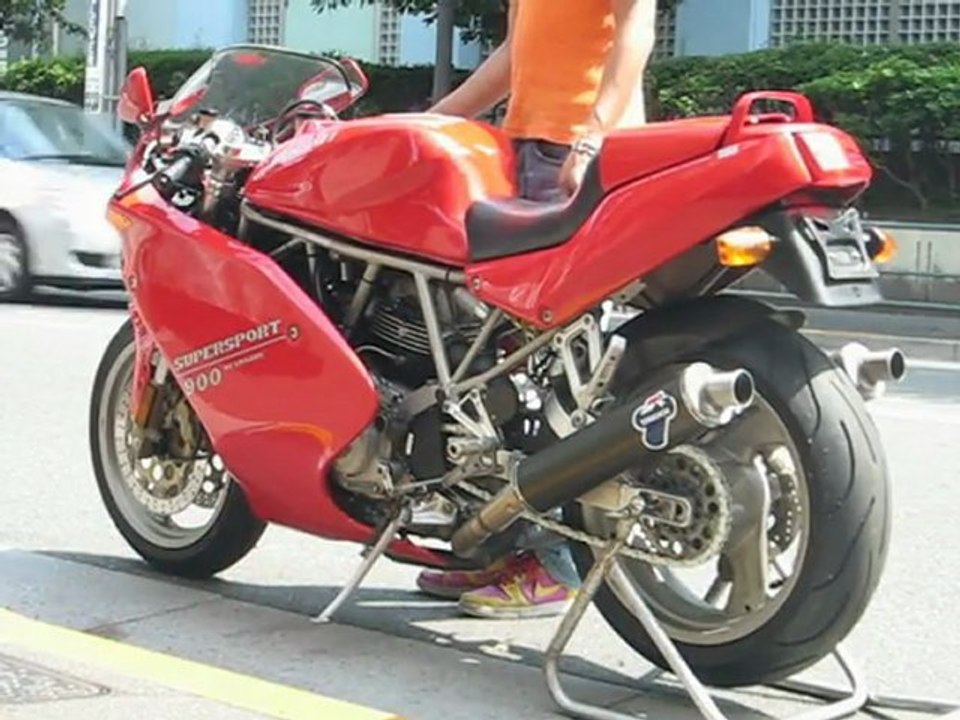 DUCATI 900SS-SP Blipping Sound