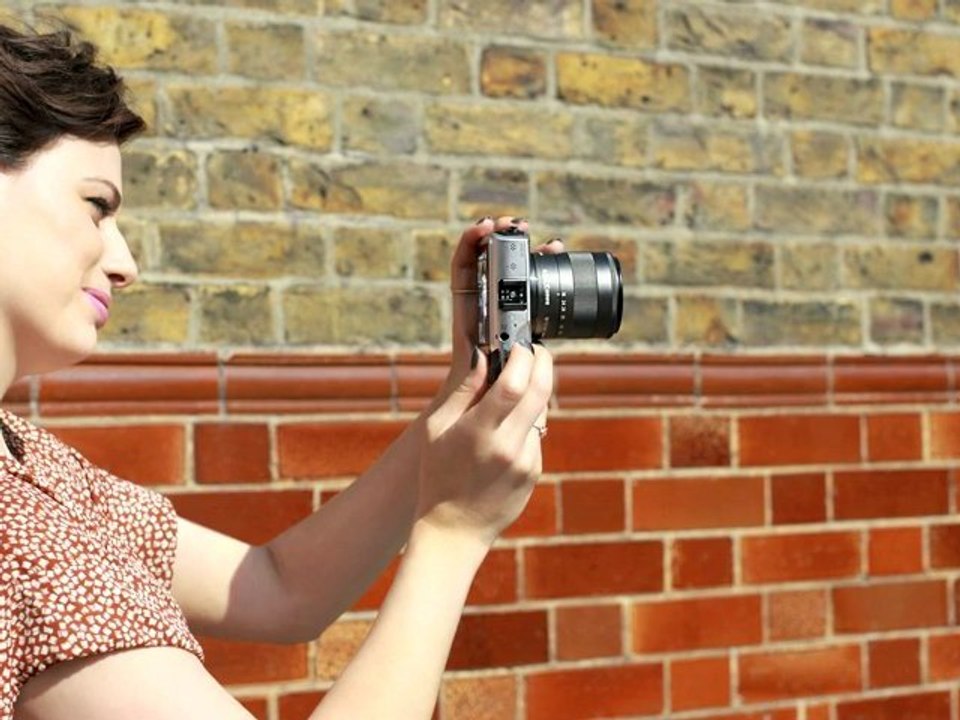 Canon EOS M : les hybrides sont au complet