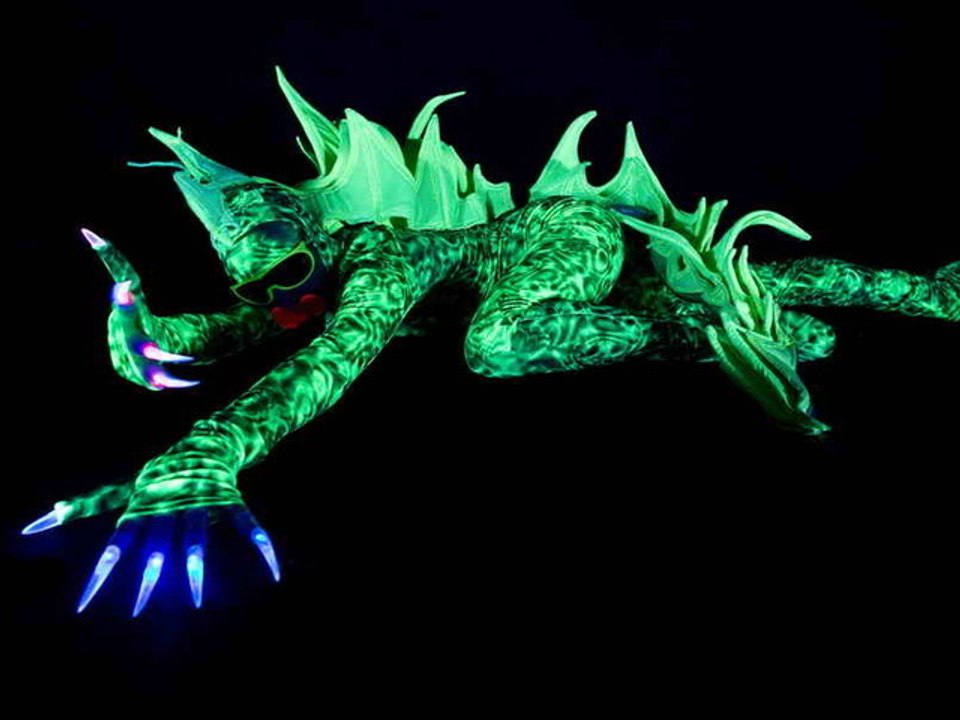 Aeroflot Russian Airlines feat. Teatr Kvassa - "The sky...Our Masterpiece" (Moscow, Russia)