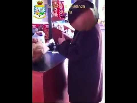 San Cesareo (Roma) - Scoperta finta cieca, pagava le bollette e faceva la spesa (25.07.12)