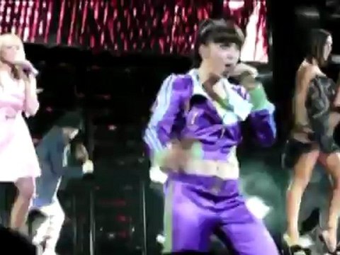 Victoria Beckham Agrees to Olympics Reunion Only if Spice Girls Never Reform Again