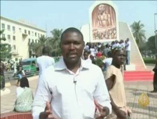 تفاوض قادة الانقلاب في مالي مع قوى سياسية ونقابية