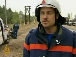 Russia battles fresh wildfires