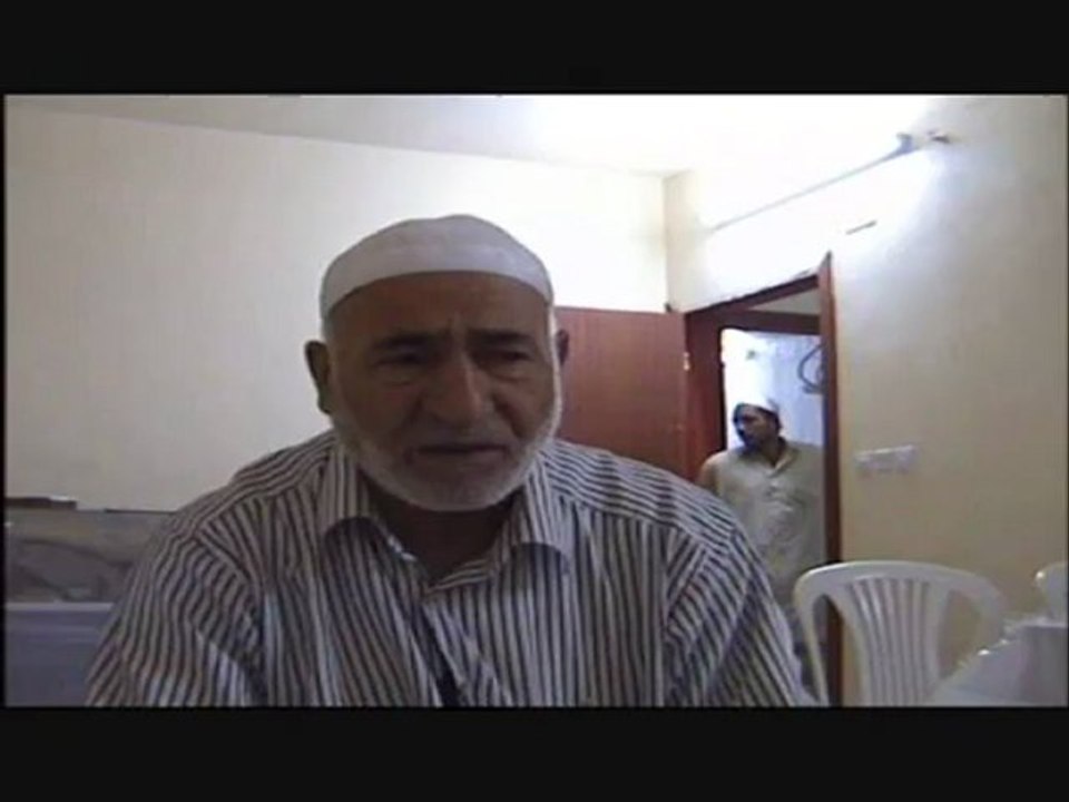 GAZI ANTEPLI OMER HOCA MEDINEDE KALIYOR KENDISI
