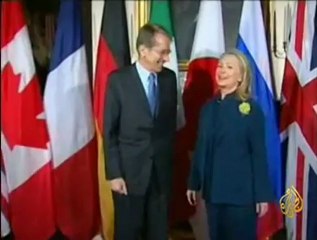 كلنتون تجدد اصرار بلادها على رحيل نظام الأسد