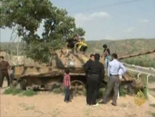 البشمركة الكردستان يرفضون تسليم الأسلحة