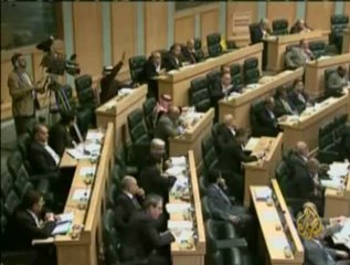 أداء حكومة "الطراونة" اليمين أمام العاهل الأردني