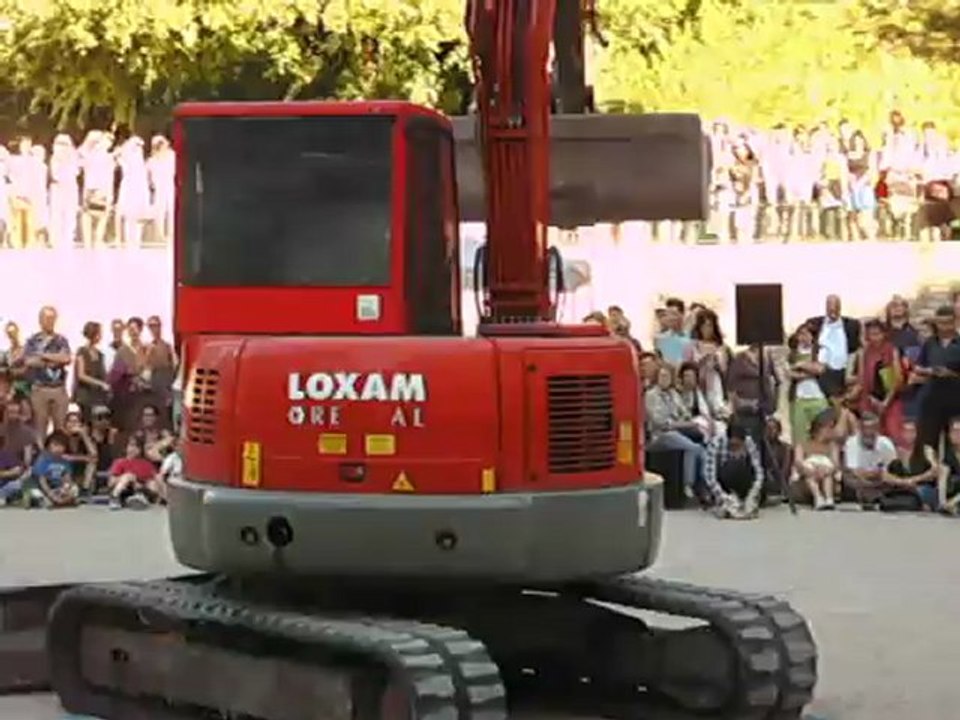 BEAU GESTE : Dance with Machine "La rencontre"