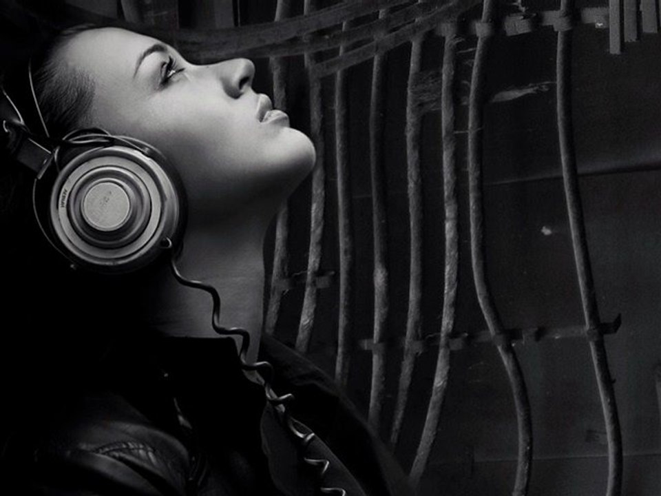 One Night People - (Dj. Muzetti - Rmx)