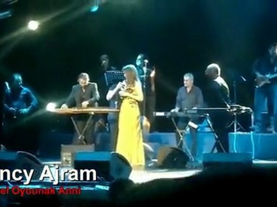 Nancy Ajram(Sheel Oyounak Anni)İstanbul Konseri