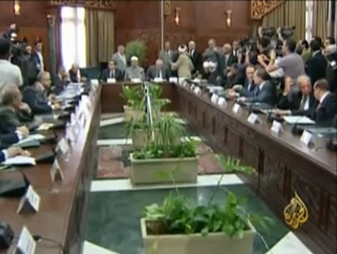 حياد للمؤسسات الدينية بين المرشحين في مصر