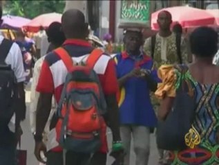 زفاف جماعي برعاية شرطة في نيجيريا