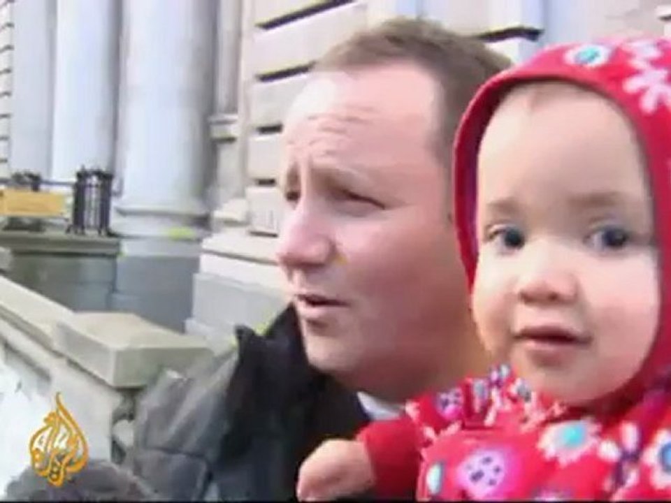 Ireland bailout talks continue