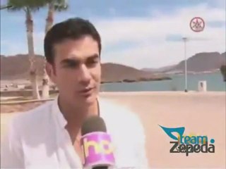 David Zepeda @davidzepeda1 no tiene problemas para mostrar su cuerpo