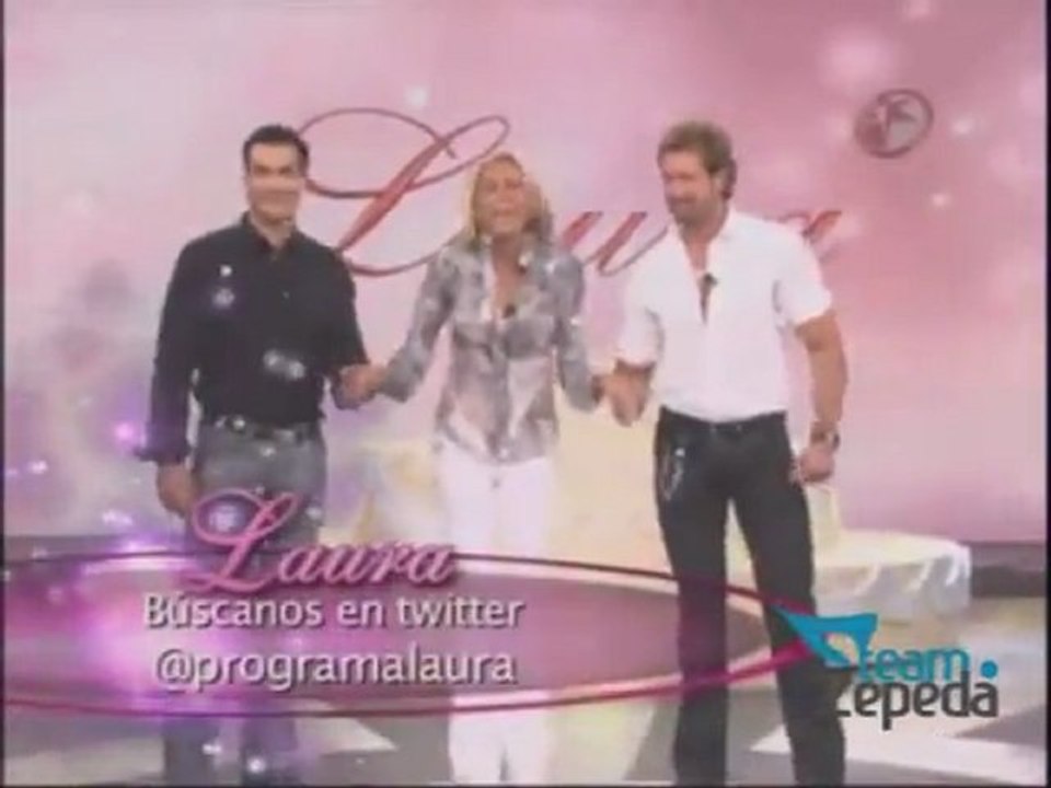 David Zepeda @davidzepeda1 y Gabriel Soto @gabrielsotofans llegando al programa Laura