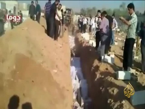 قتلى وجرحى في درعا بقصف مدفعي عنيف