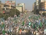 Thousands rally in Pakistan over blasphemy law