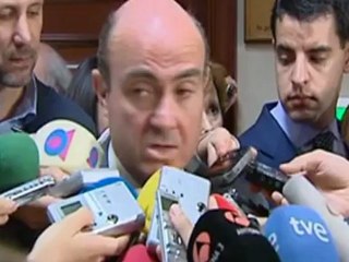 De Guindos descarta "por supuesto" un rescate a España