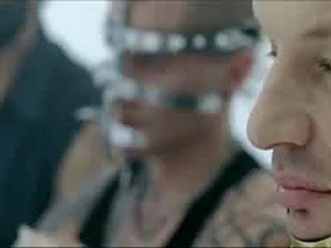 Lady Gaga: Bad Romance arazik.net