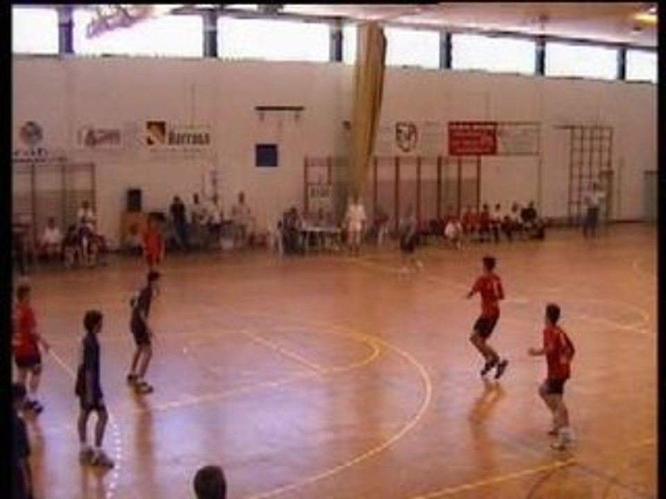 Handball - doble fly 2