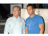 Special Screening Held For Salman Khan's Father Salim Khan - Bollywood News