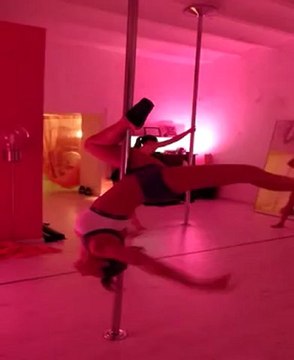 Workshop Oona Kivela, Pole Dance Academy Marseille (juin 2012)