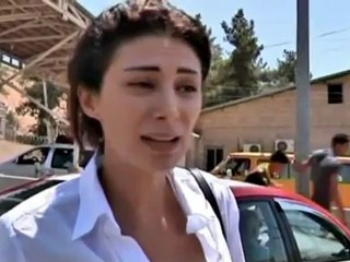 Syrians pour into Lebanon