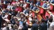 Des députés UMP quittent l'hémicycle pendant une discours de Jean-Marc Ayrault