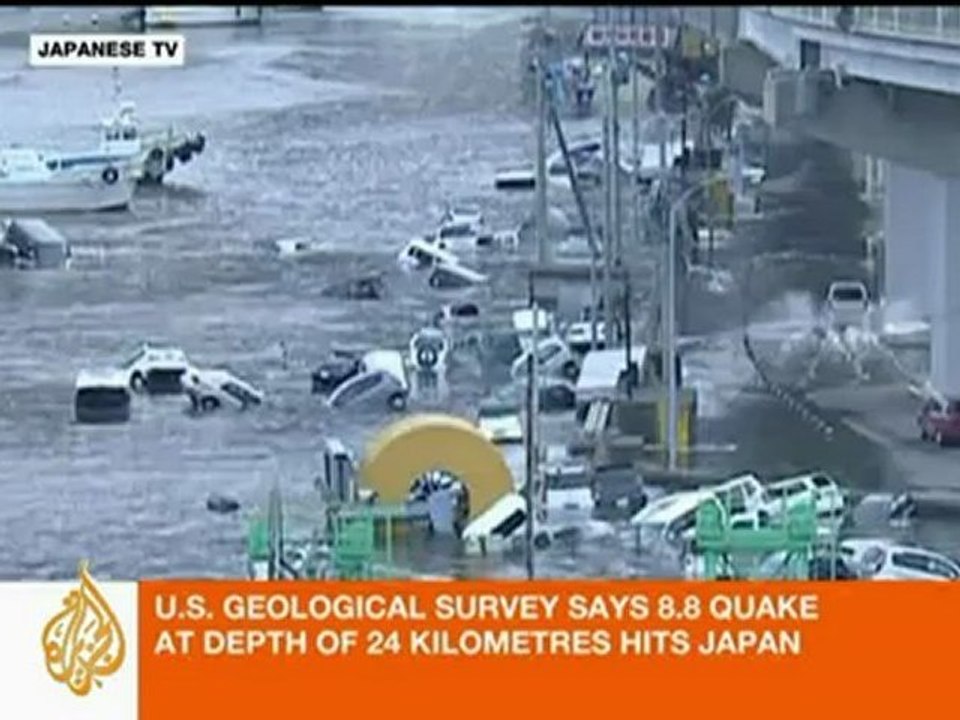 Powerful quake hits Japan
