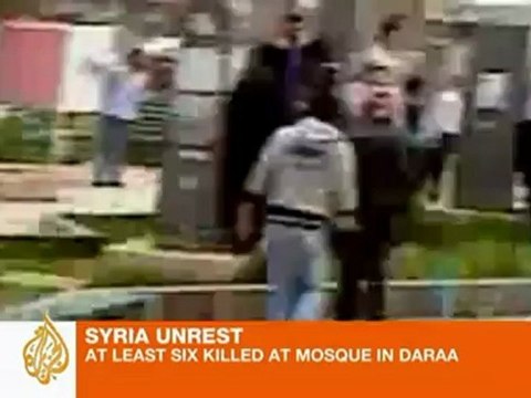 Syrian forces 'shoot at protesters'