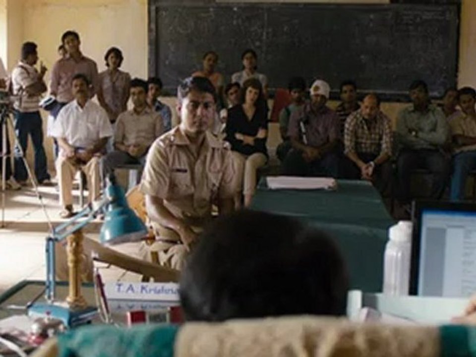 Shanghai - DVDRip - Desicorner.net _clip2