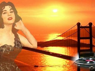 Saime Sinan ♫ Yıldızlı semâlardaki haşmet ne güzel şey.HD