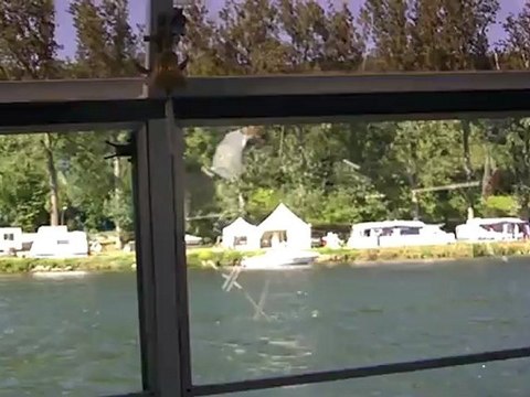 vue sur le camping de baume les dames pour ski nautique